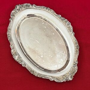 Vintage Baroque by Wallace, 235, beautiful silver plated Oval Tray (mlb)